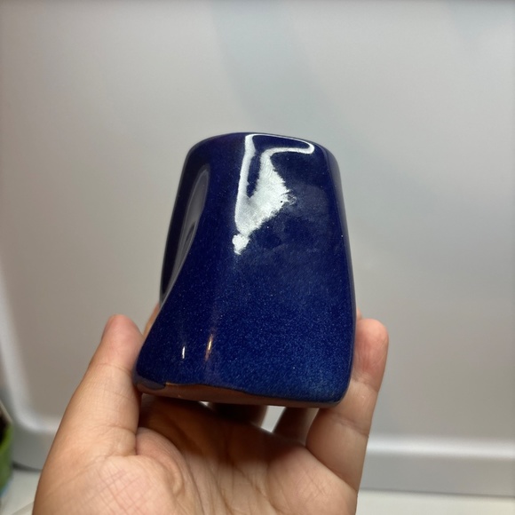 CANADIAN POTTERY CPNP STUDIO ART POTTERY BLUE VASE C.P.N.P. 3" TALL - Picture 2 of 8